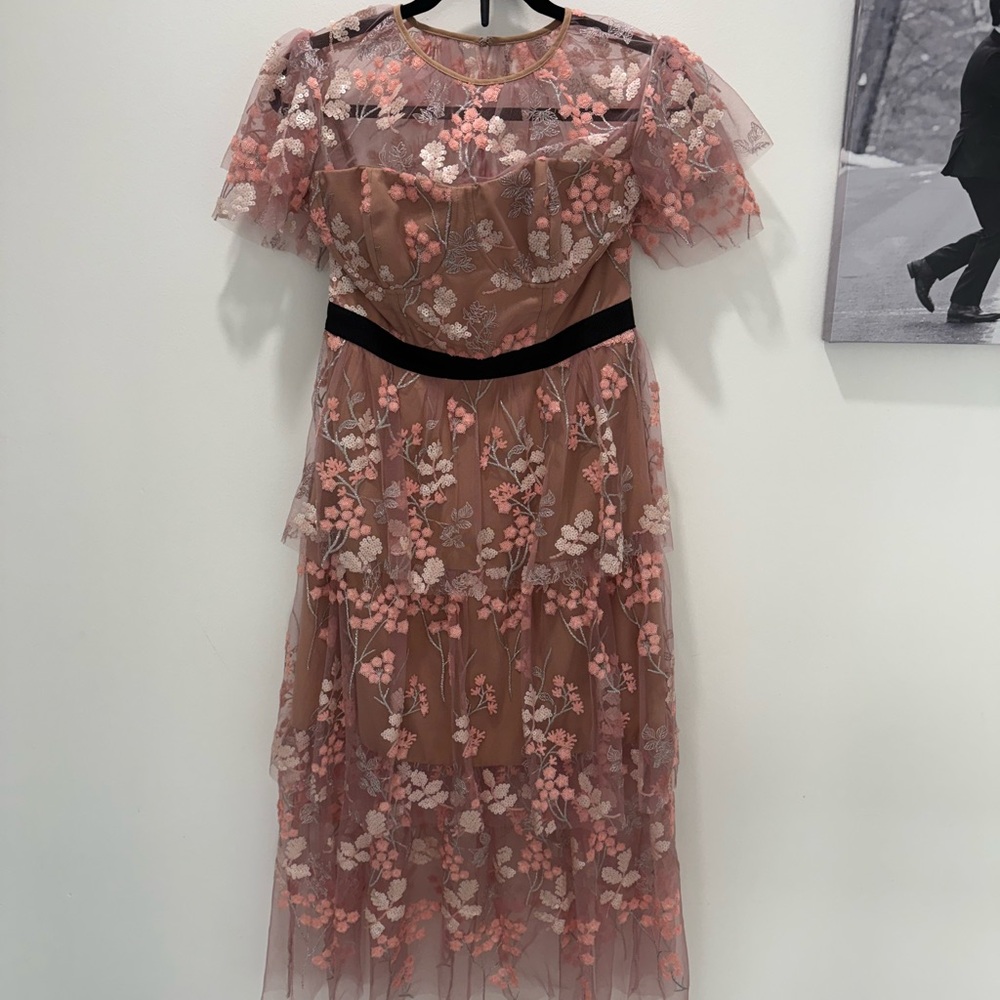 Self Portrait FLORAL-EMBROIDERED TIERED SATIN AND TULLE DRESS IN PINK - Picture 2 of 5